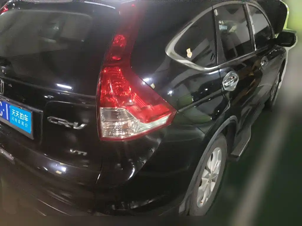 Фото 2 - Honda CR-V