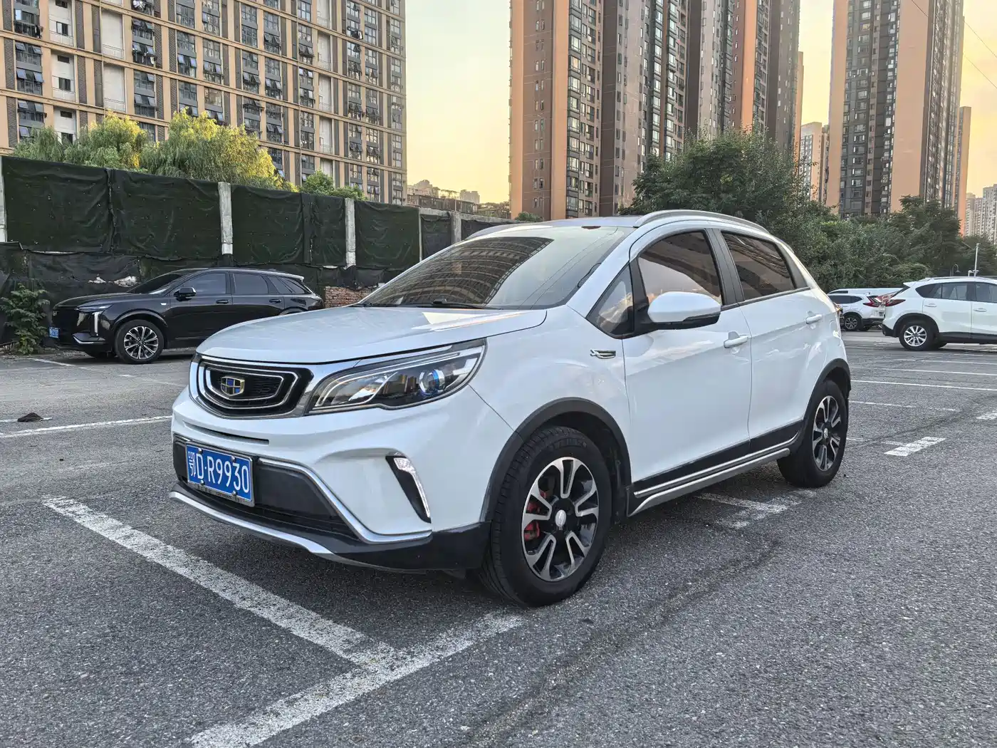 Фото 1 - Geely Vision X3