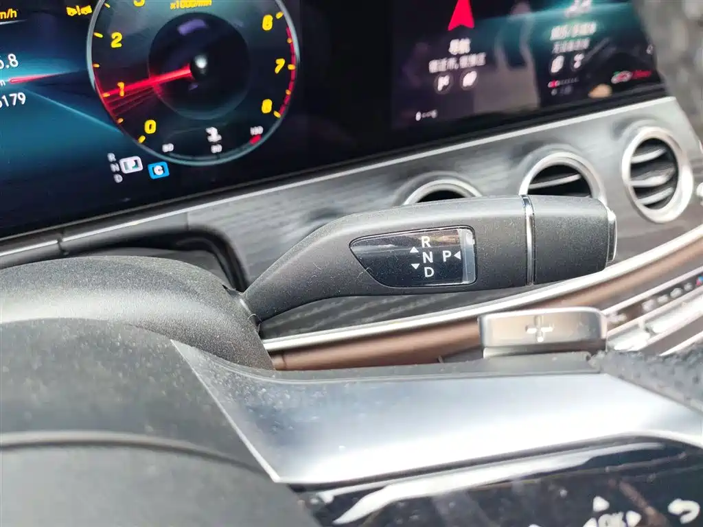 Mercedes-Benz E-Class 2023 Facelift E 300 L Sport Luxury фото 7