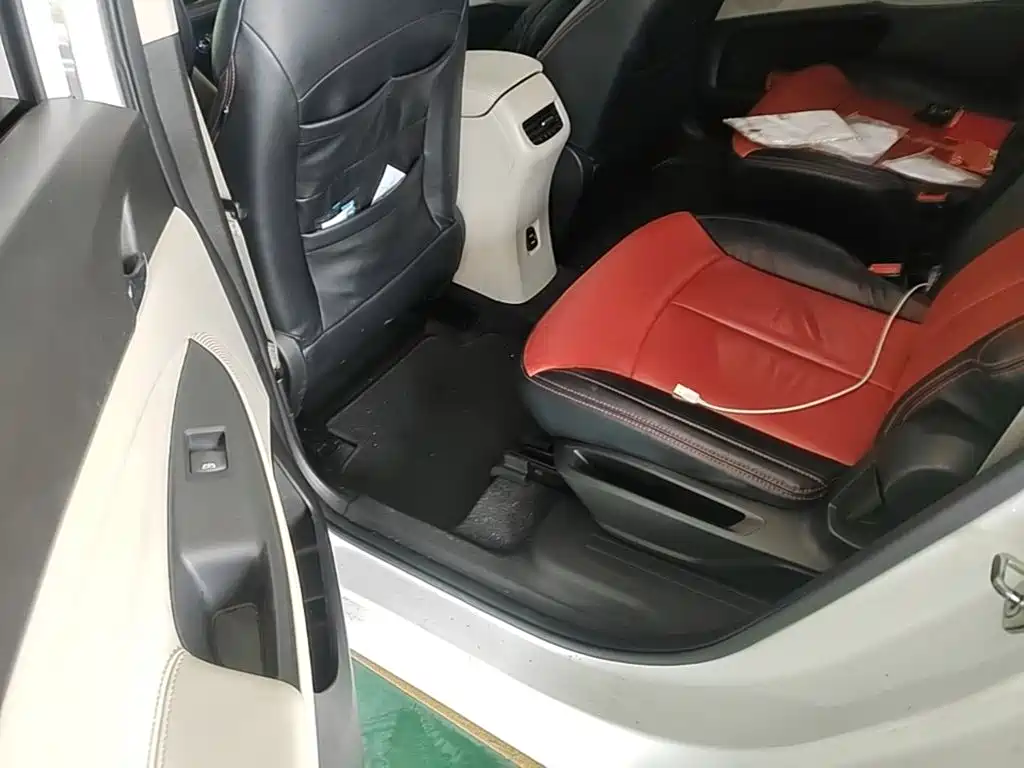 Buick GL6 2018 2018 18T 6-Seater Elite