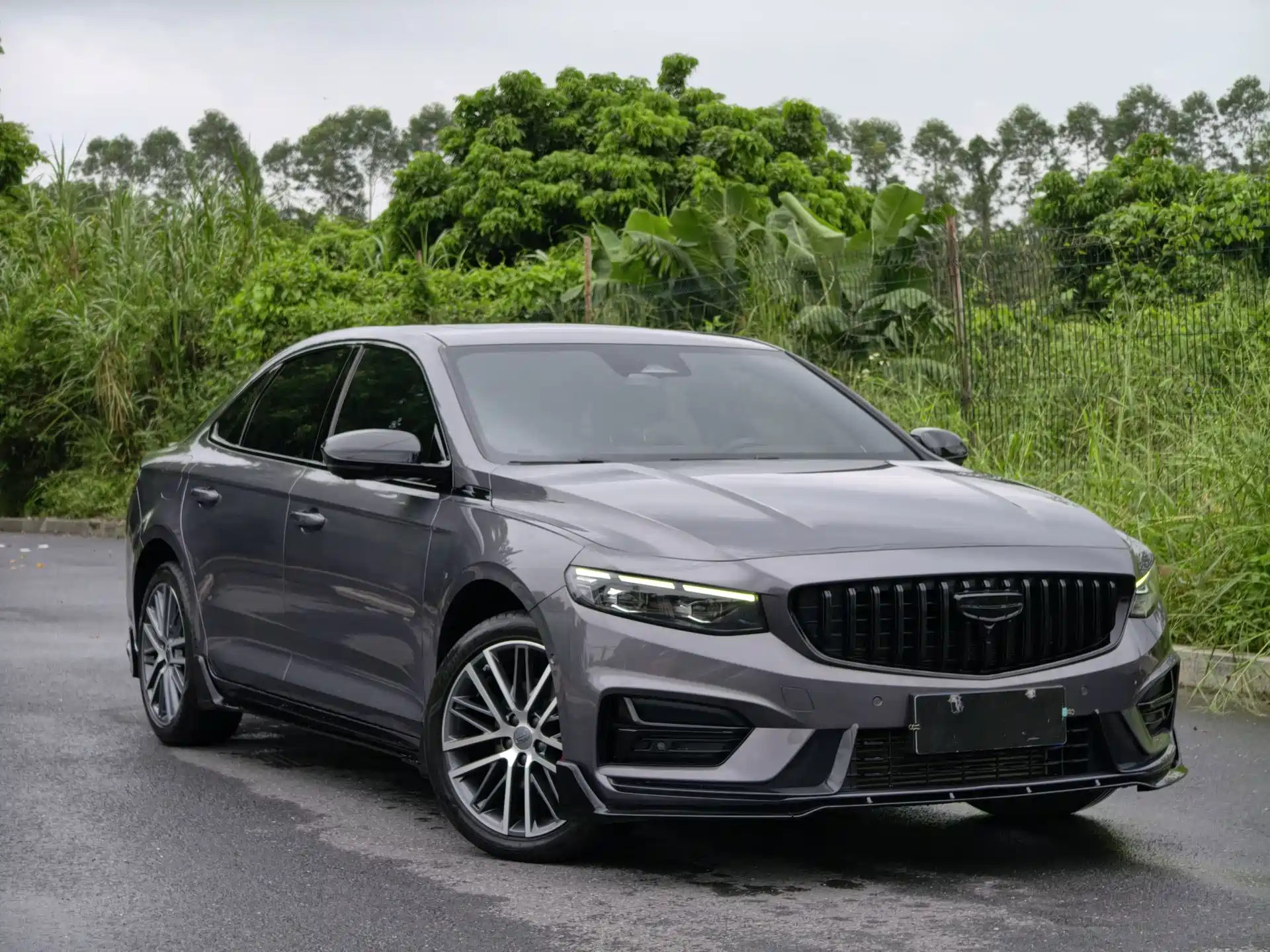 Фото 3 - Geely Preface