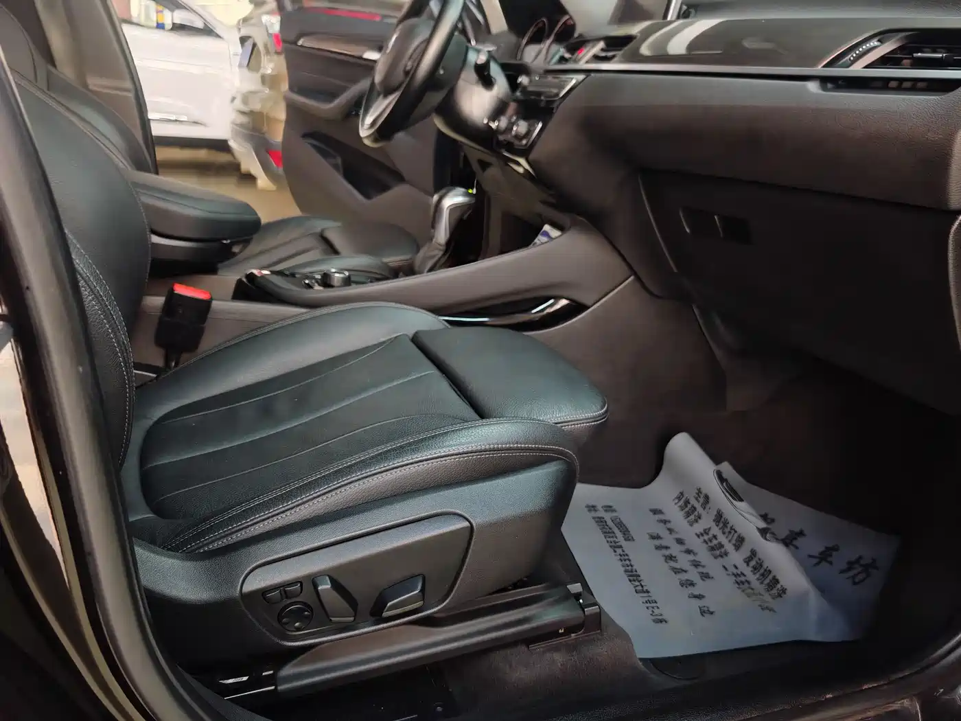 BMW X1 2019 sDrive18Li Premium Model фото 5