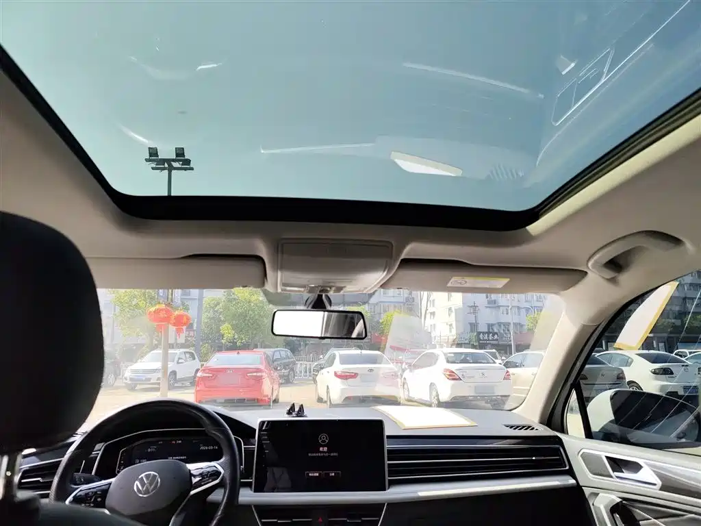 Volkswagen Tiguan L 2023 300TSI Automatic 2WD Smart Enjoyment Edition фото 18