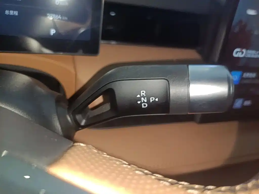 Geely Galaxy Galaxy Xingyao 8 2025 130km EM-P Starship Edition фото 14