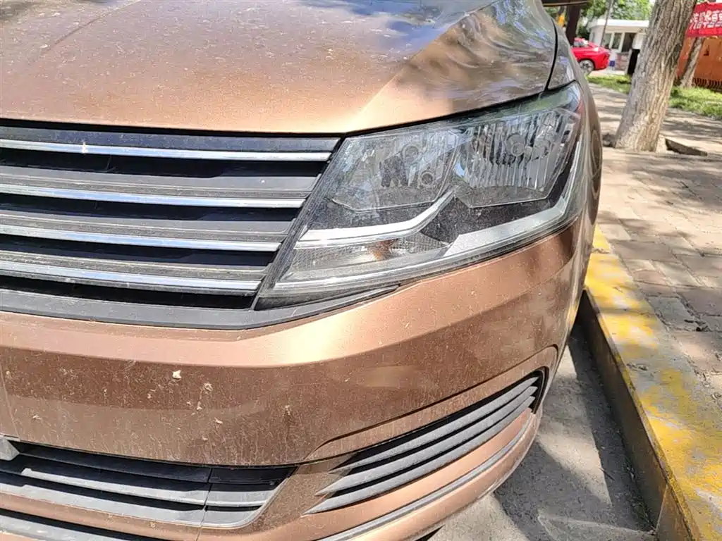Volkswagen Lavida Tour 2015 1.6L Automatic Trend Edition фото 24