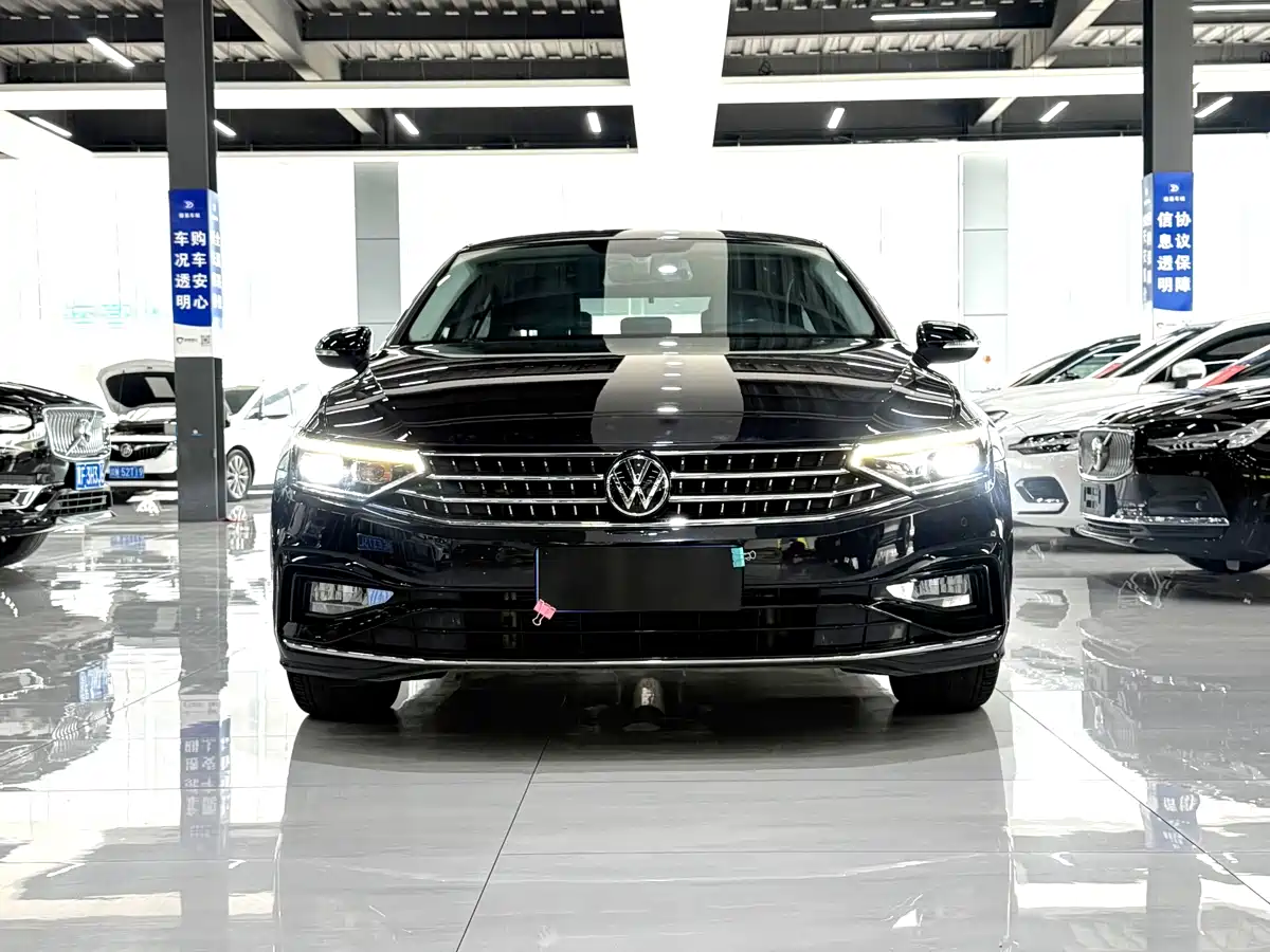Volkswagen Magotan 2023 2 Million Units Anniversary Edition 330TSI DSG Leading Type фото 4