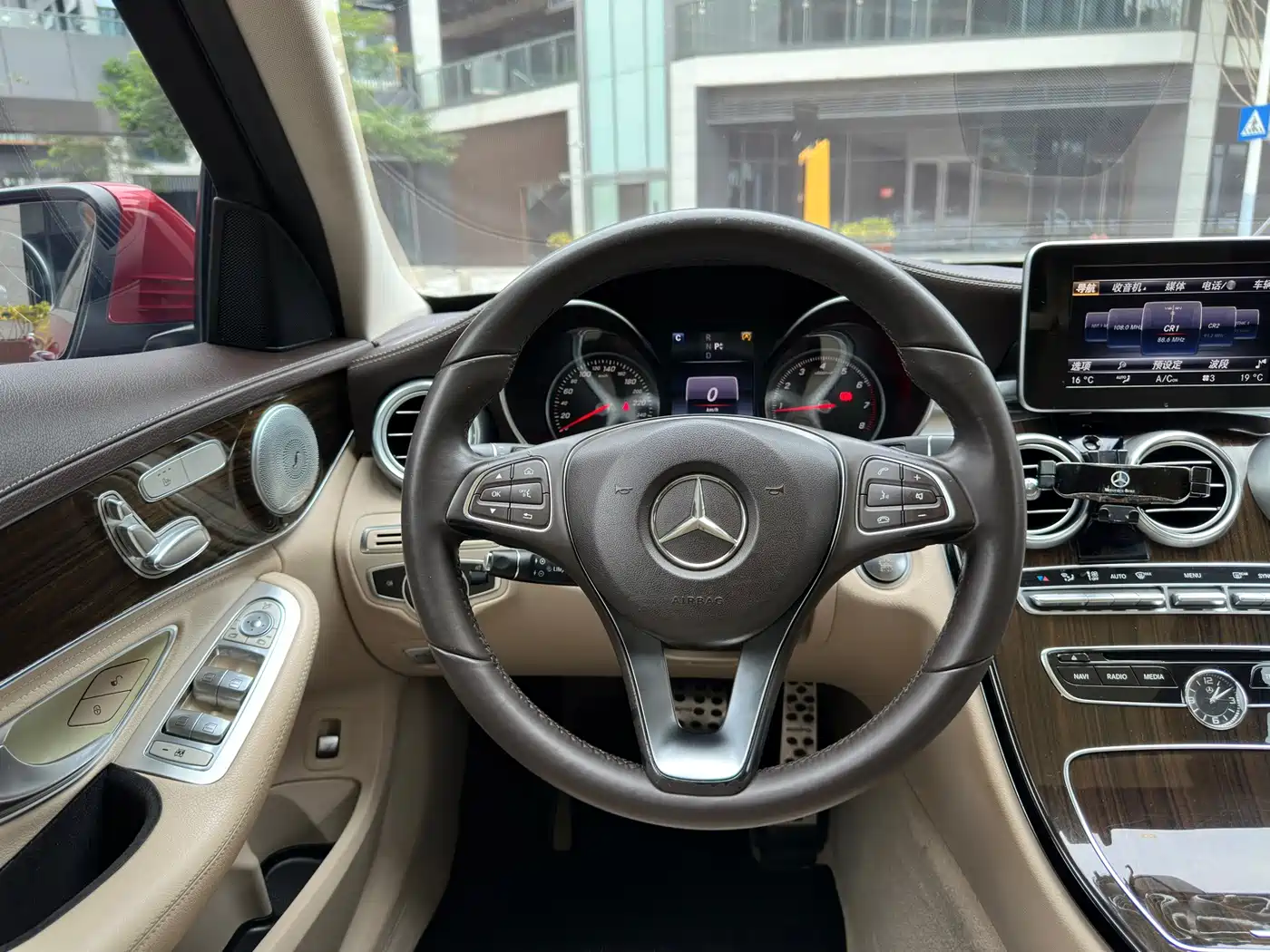 Mercedes-Benz C-Class 2016 2016 C 200 L