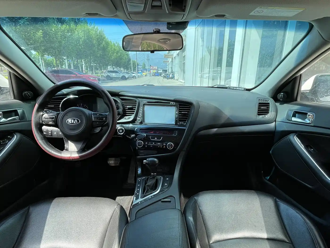 Kia K5 2014 2.0L Automatic LUXURY фото 8