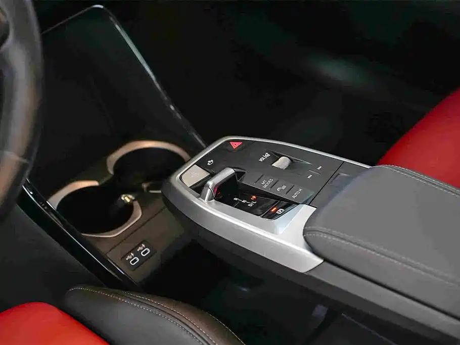 BMW X2 (Import) 2024 2024 sDrive25i M Sport Package