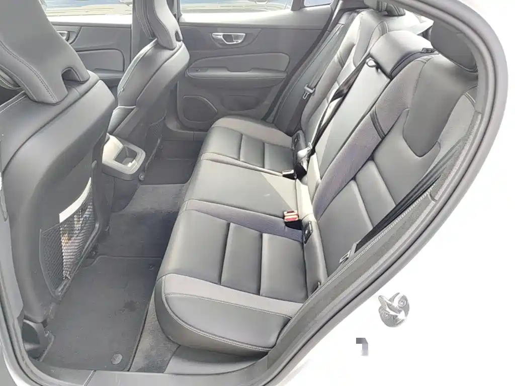 Volvo S60 2024 2025 B5 Elegance Sport Edition