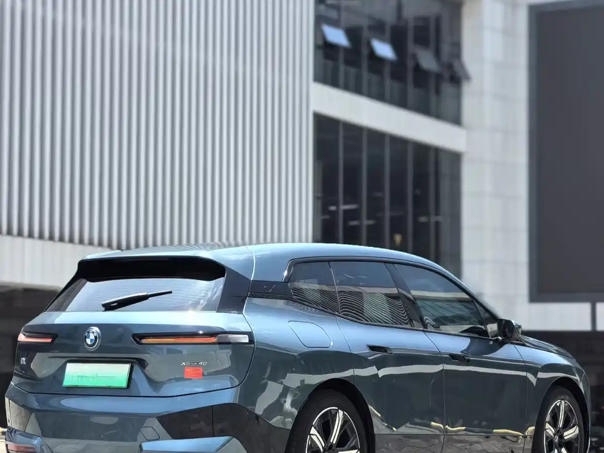 BMW iX 2023 2022 xDrive40