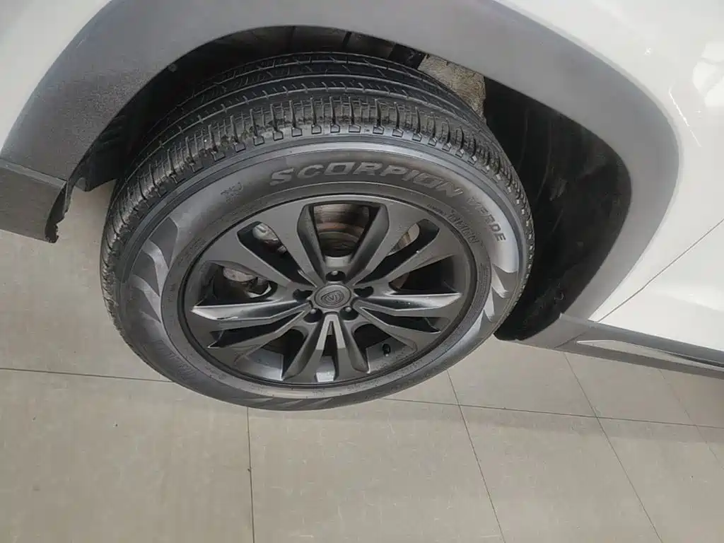Changan CS95 2017 2017 2.0T FWD Zhiyuan Edition