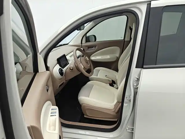 Wuling Motors Hongguang MINIEV 2026 2025 4-Door Advanced