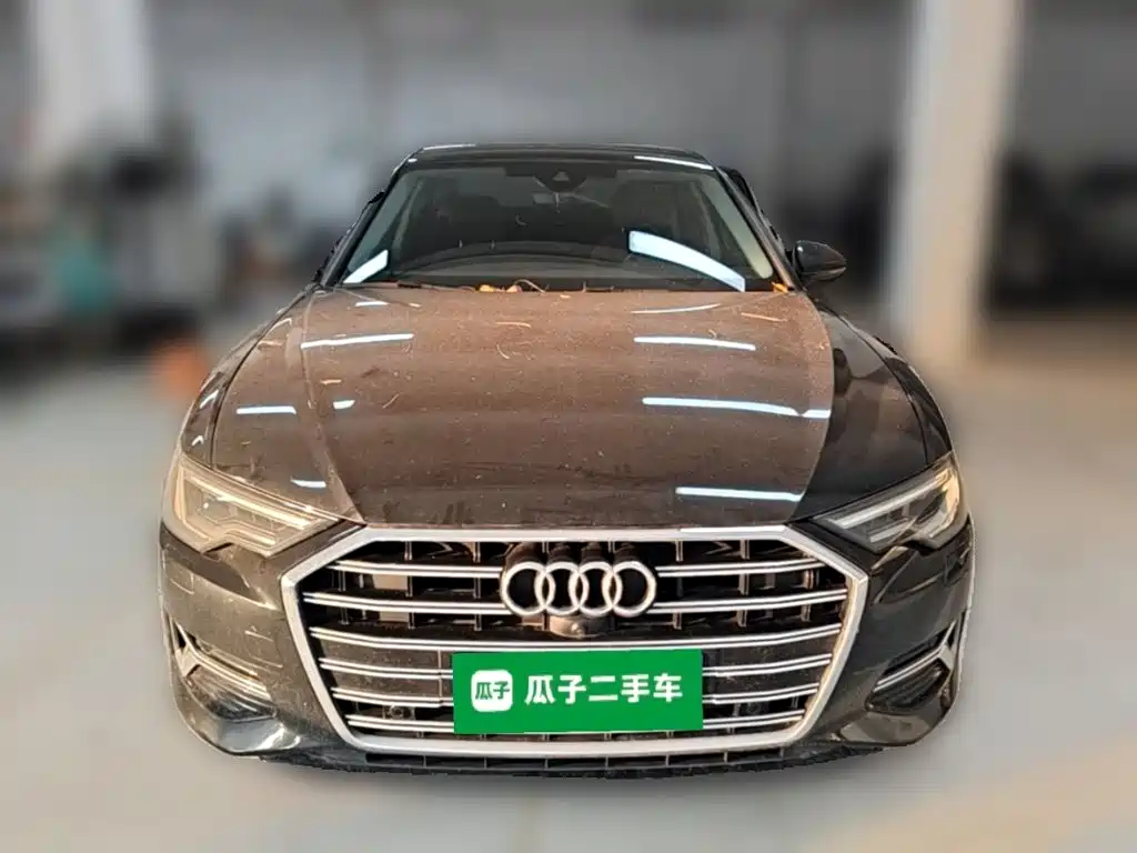 Фото 5 - Audi A6L