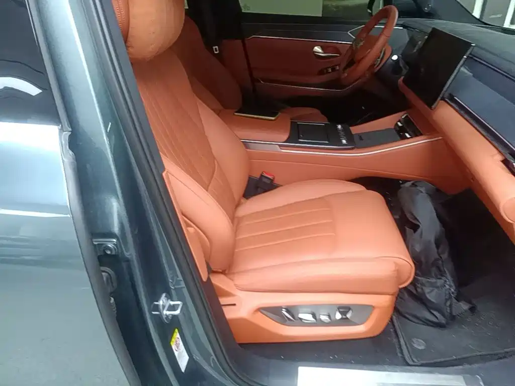 BYD Tang L 2025 2025 DM 175KM Drone Player Edition