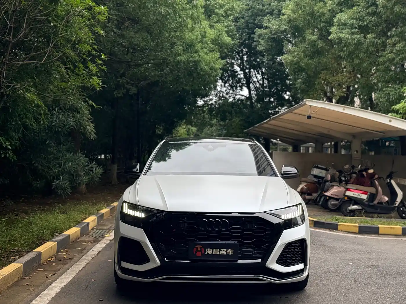 Audi RS Q8 2021 2021 RS Q8 4.0T