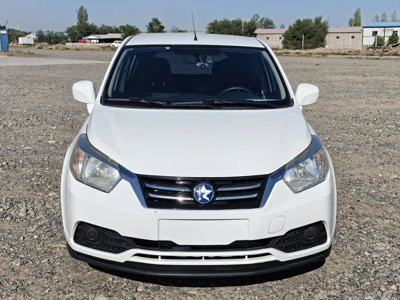 Venucia R50 2016 2015 1.6L Automatic Fashion Edition