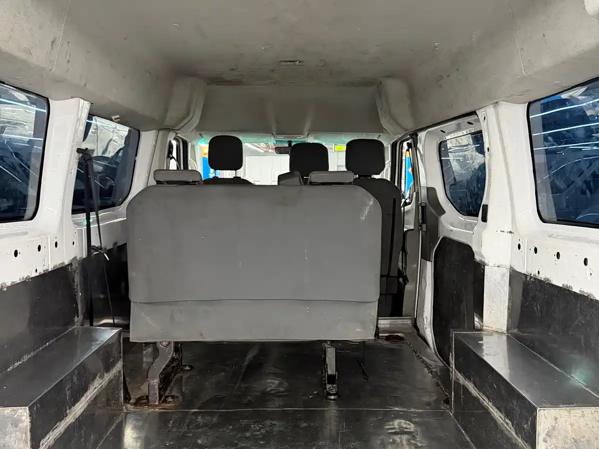 Yuan Cheng Farizon Super VAN 2024 2024 Model Smart Wealth Edition Short Wheelbase Medium Roof 83kWh