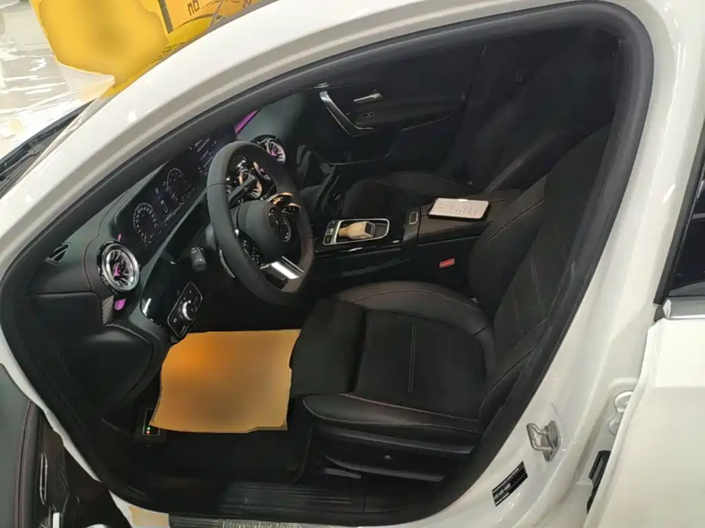 Mercedes-Benz A-Class 2026 2025 A 200 L Fashion Edition