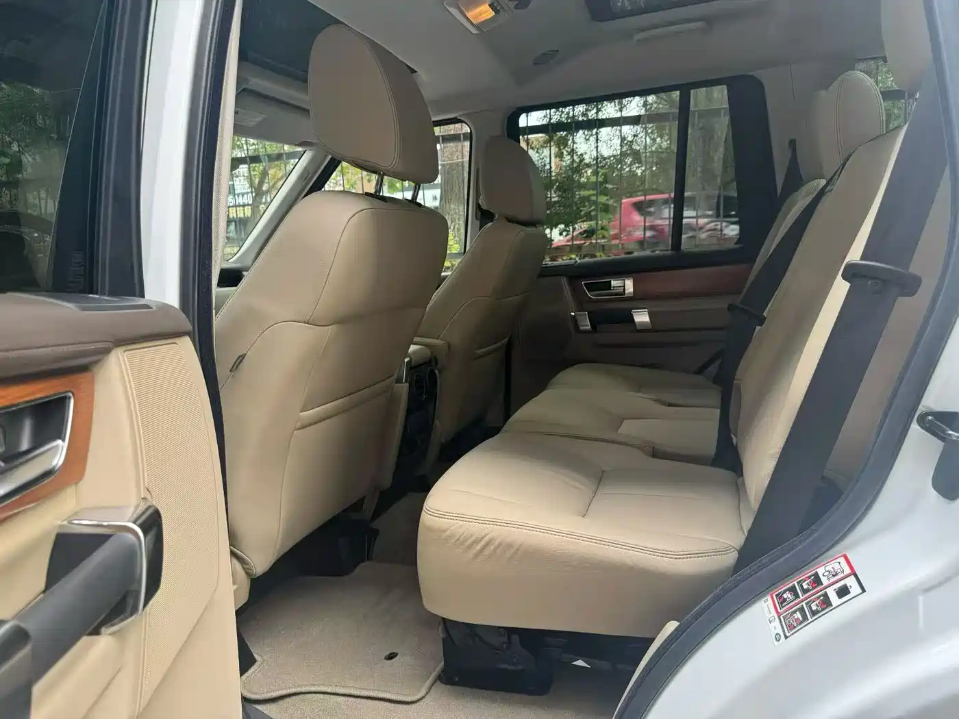 Фото 5 - Land Rover Discovery