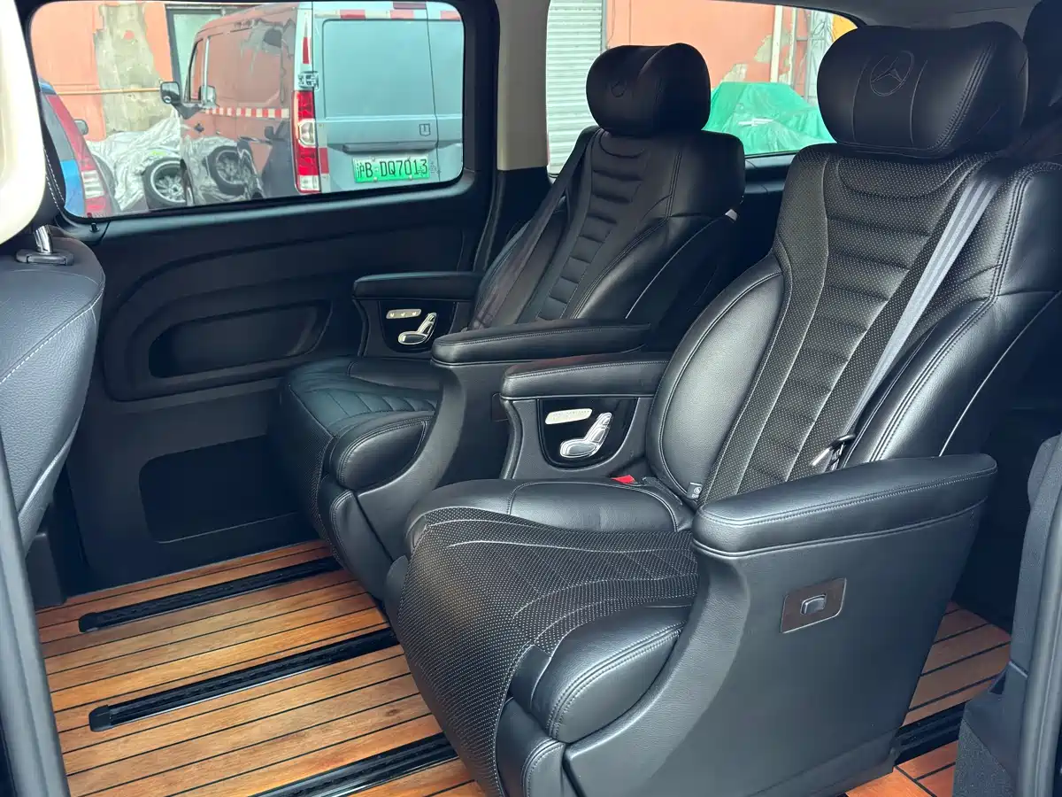 Mercedes-Benz Vito 2018 2.0T Business China V фото 17