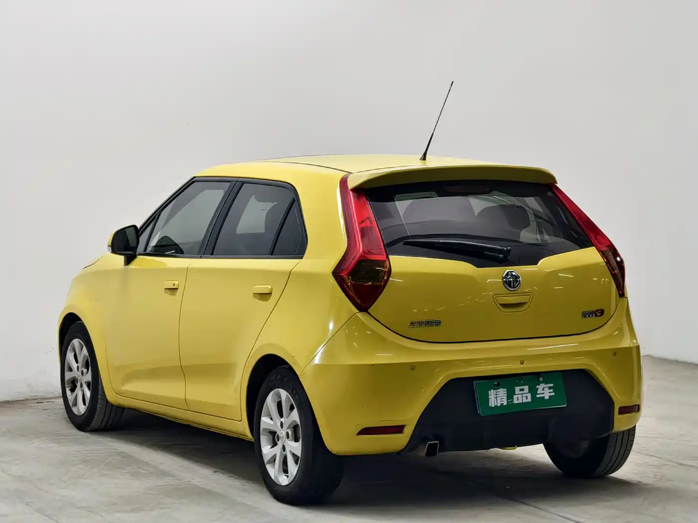 MG 3 2014 2014 1.5L AMT Luxury Edition
