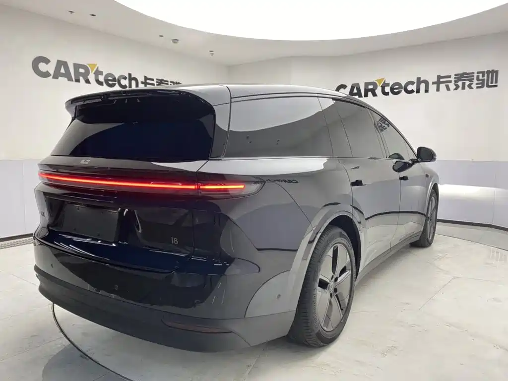 Li Auto Li i8 2026 2025 Standard Edition