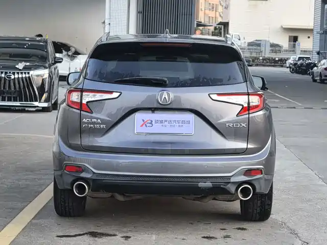 Acura RDX 2019 2.0T Premium Edition China VI — фото 5