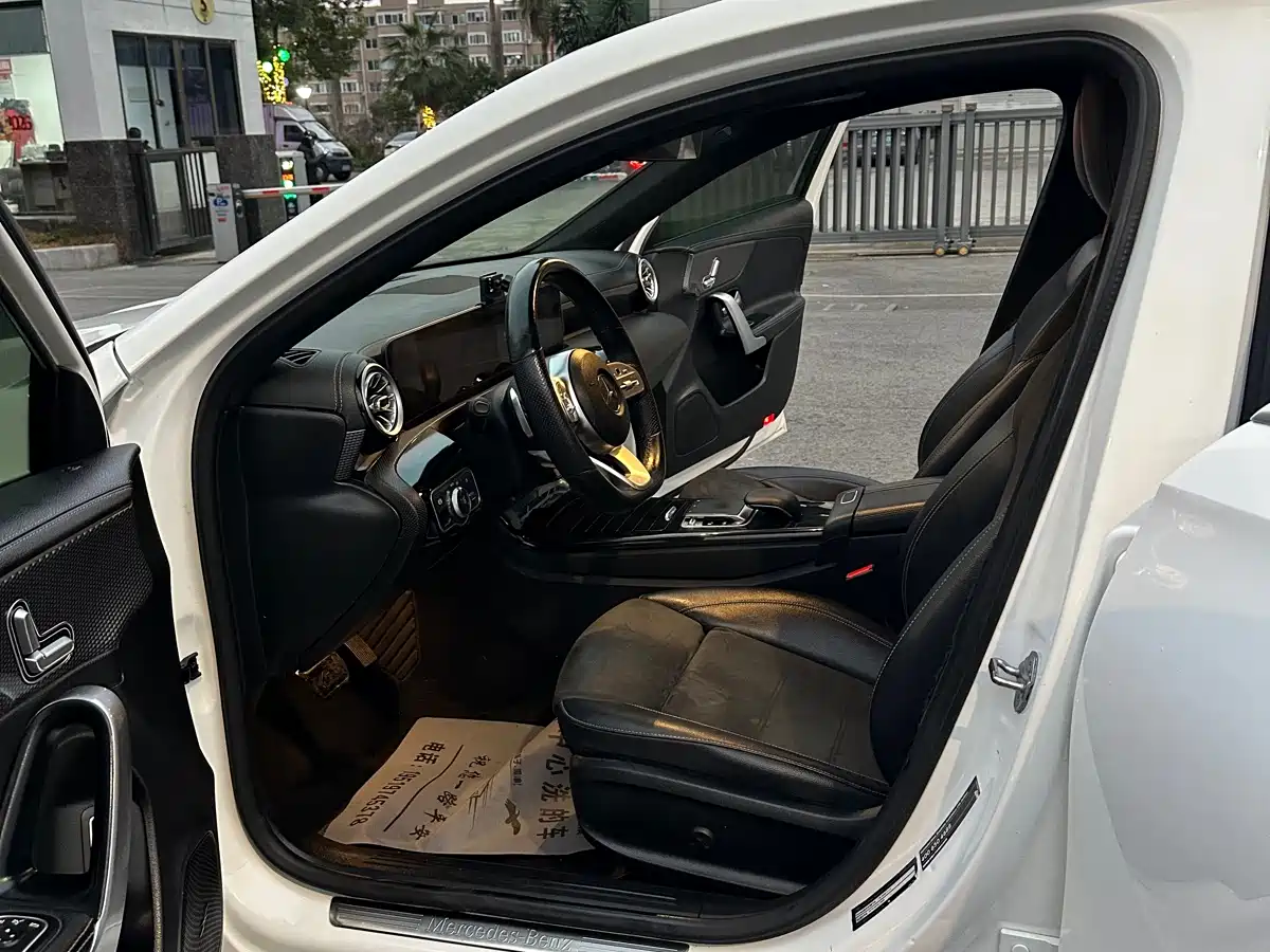 MERCEDES-BENZ A CLASS