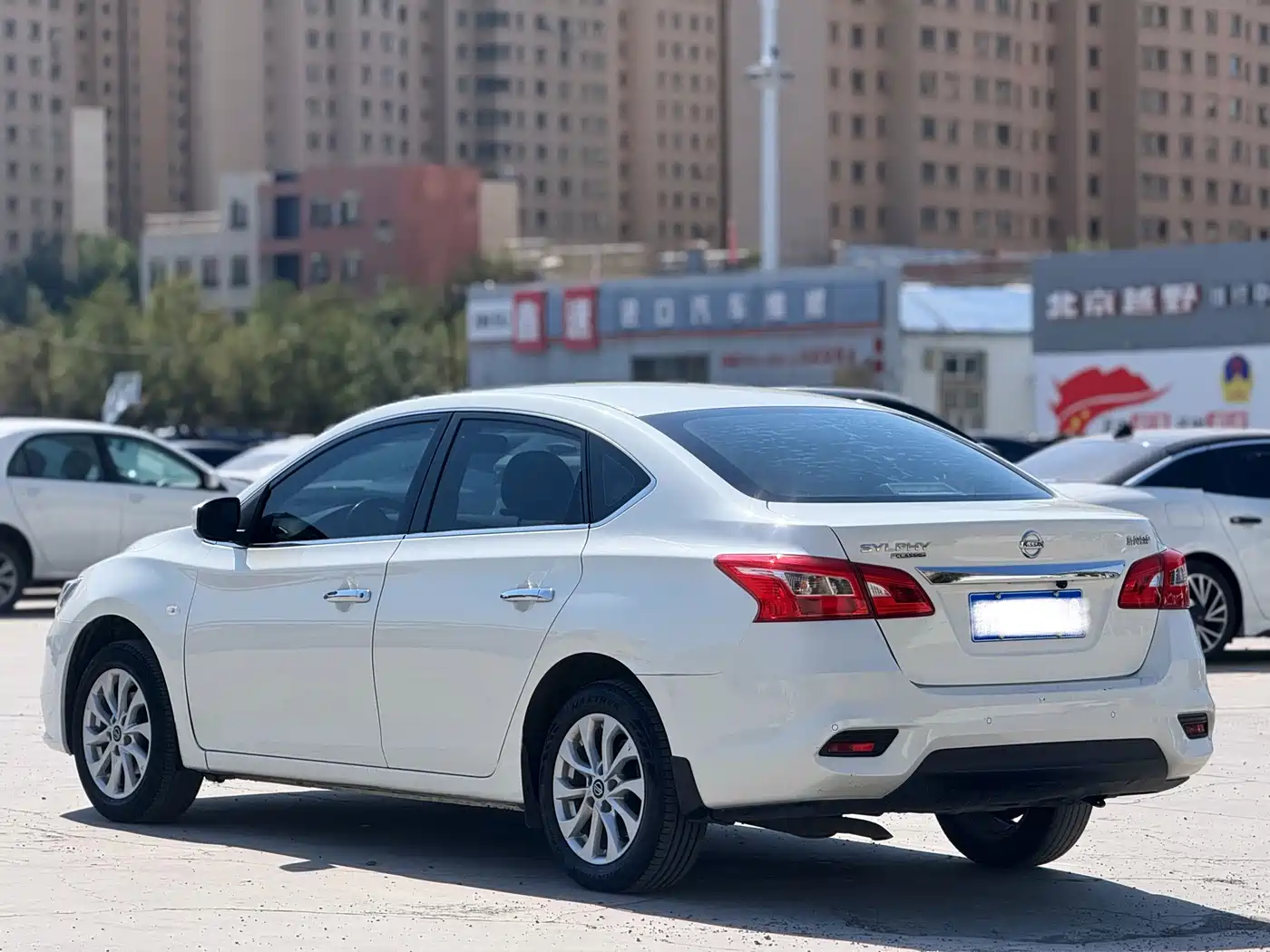 Nissan SYLPHY, миниатюра 7