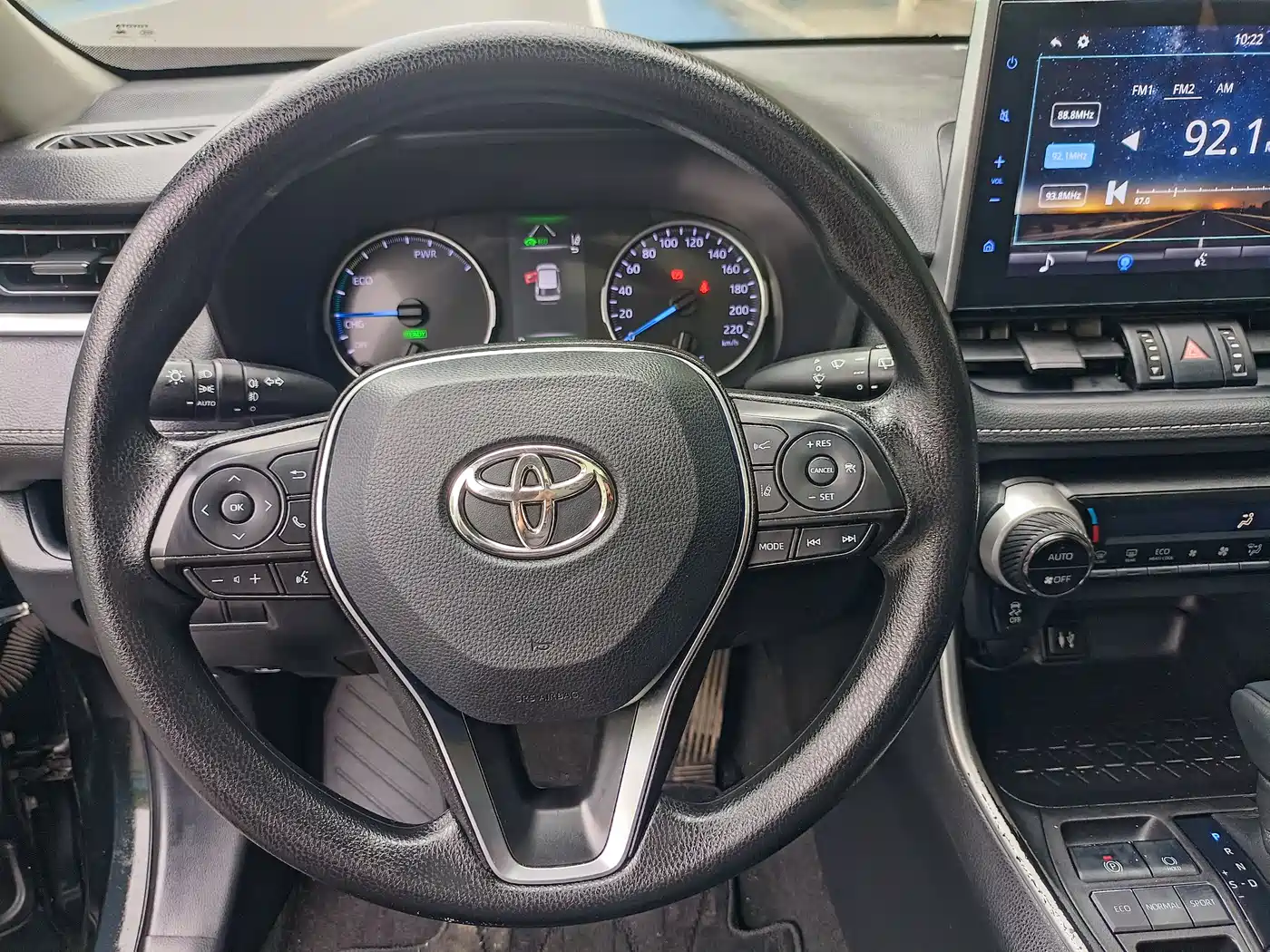 Toyota Wildlander 2020 Dual Engine 2.5L E-CVT FWD Luxury фото 21