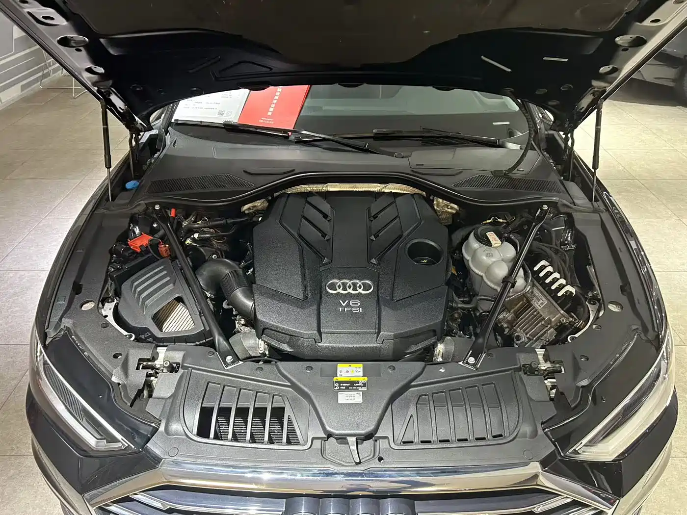 Audi A8 2022 A8L 50 TFSI quattro Comfort Collector's Edition фото 6