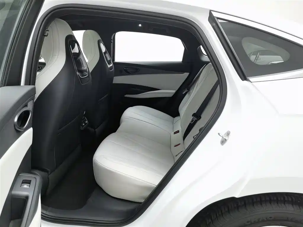 BYD SEAL 06 NEW ENERGY