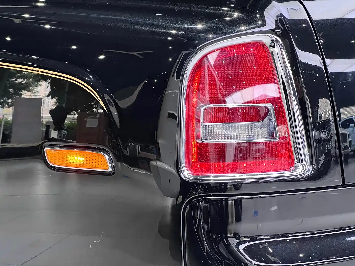 Фото 17 - Rolls-Royce Phantom