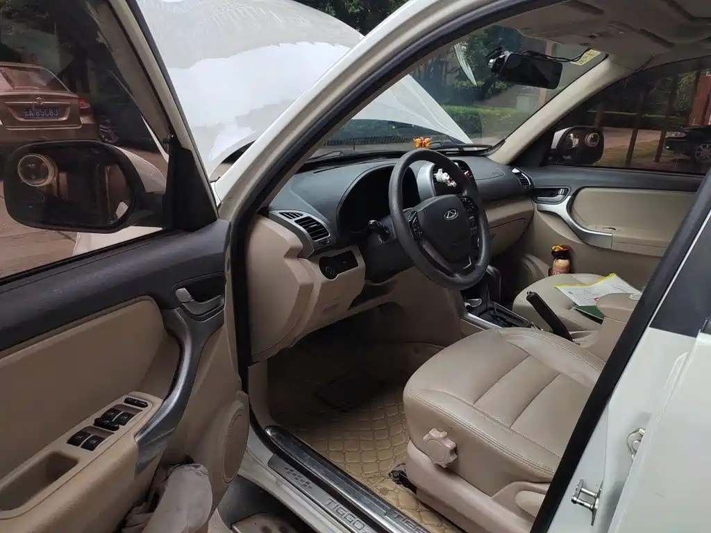 Chery Tiggo 3 2014 2014 1.6L CVT Smart