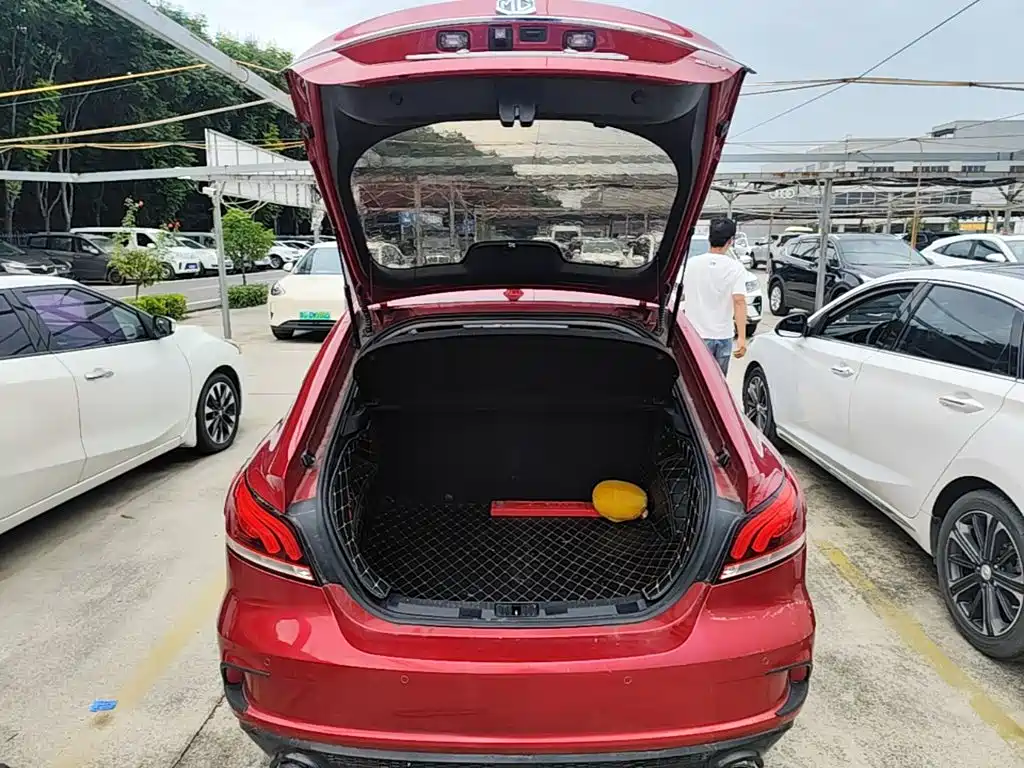 MG MG6 2018 2017 20T Automatic Trophy Premium Internet Edition China V
