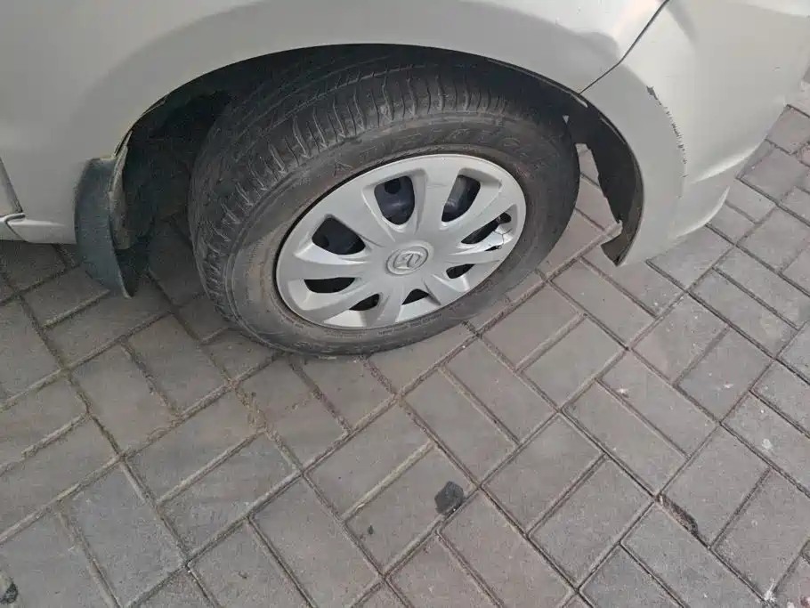 BAIC Weiwang M20 2015 2014 1.5L Utility BJ415A