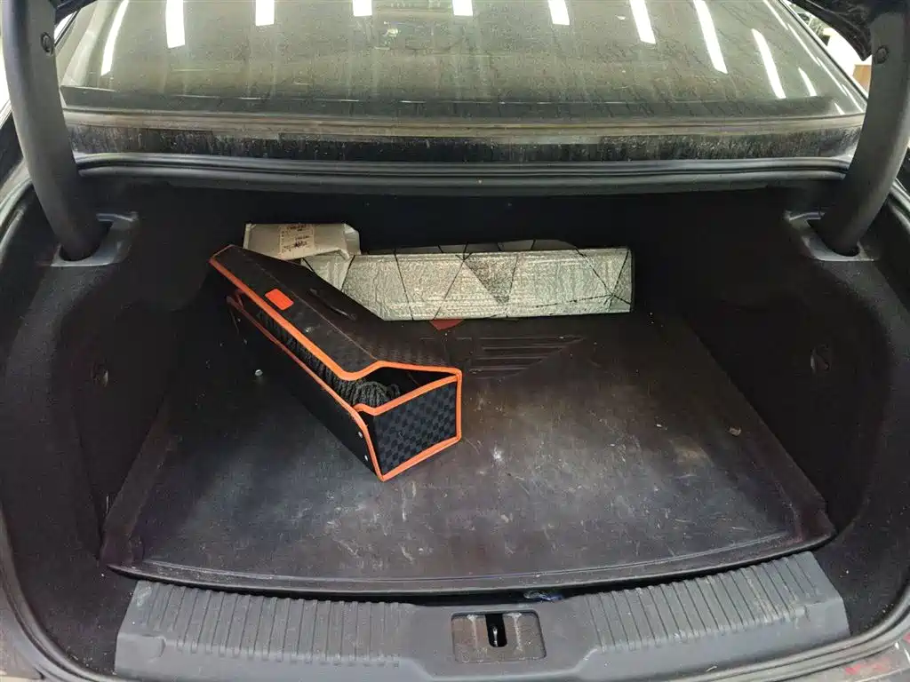 Hongqi H9 2020 2.0T Smart Connection Qi Xiang Edition фото 15