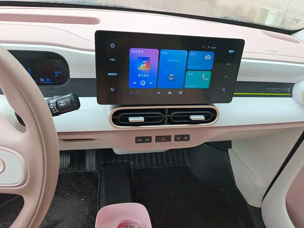 Фото 13 - Geely Galaxy Panda