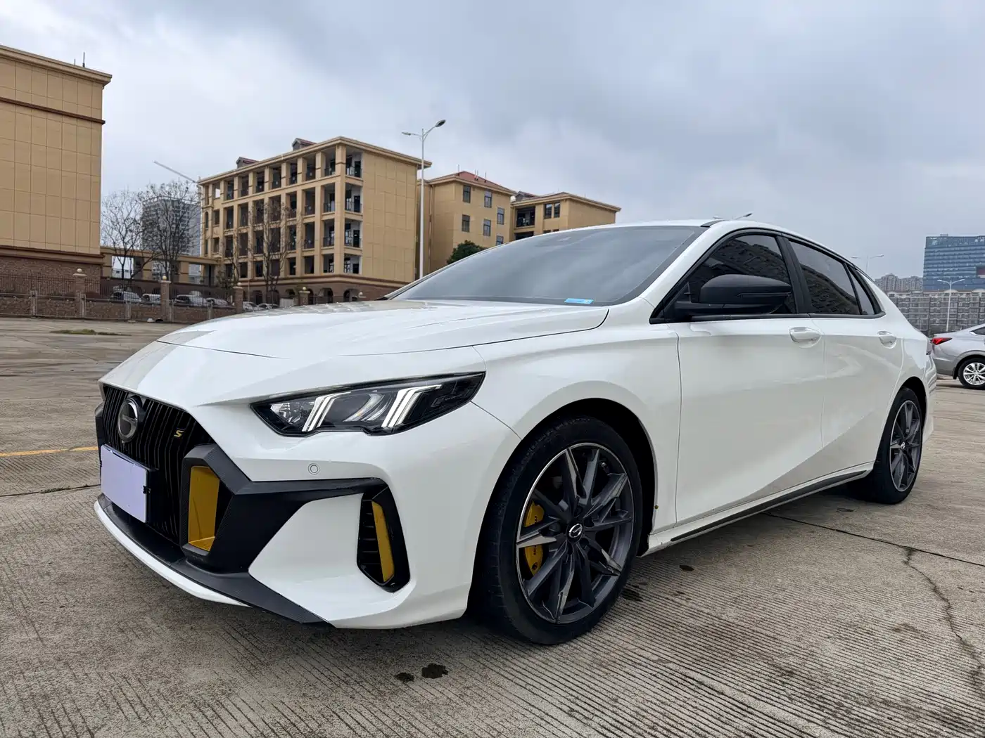 GAC Trumpchi Trumpchi Emkoo 2023 270T DCT J15 Edition