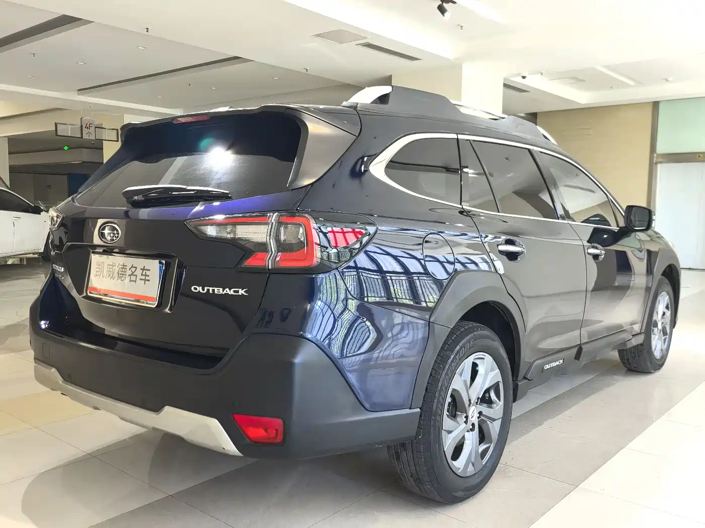 SUBARU OUTBACK