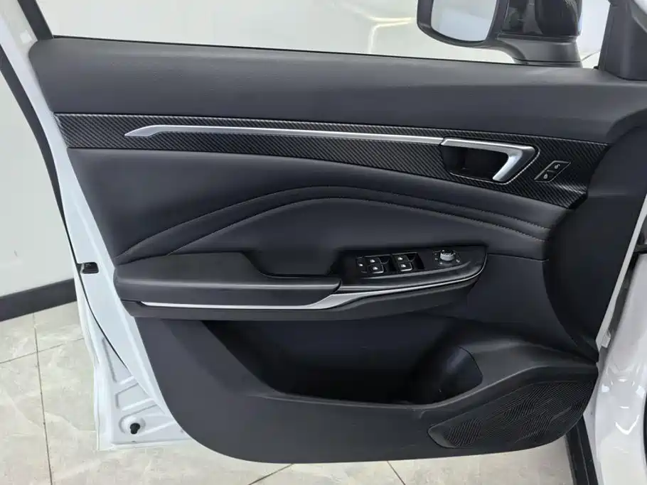 Besturn Bestune T55 2023 2022 1.5T Auto Ultra