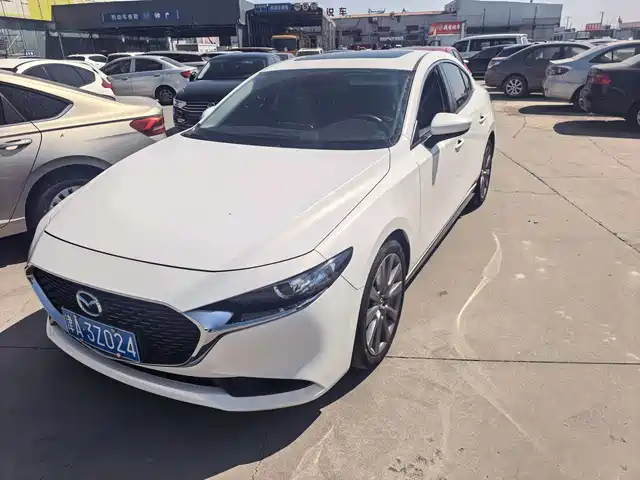 MAZDA 3 ANGKESAILA