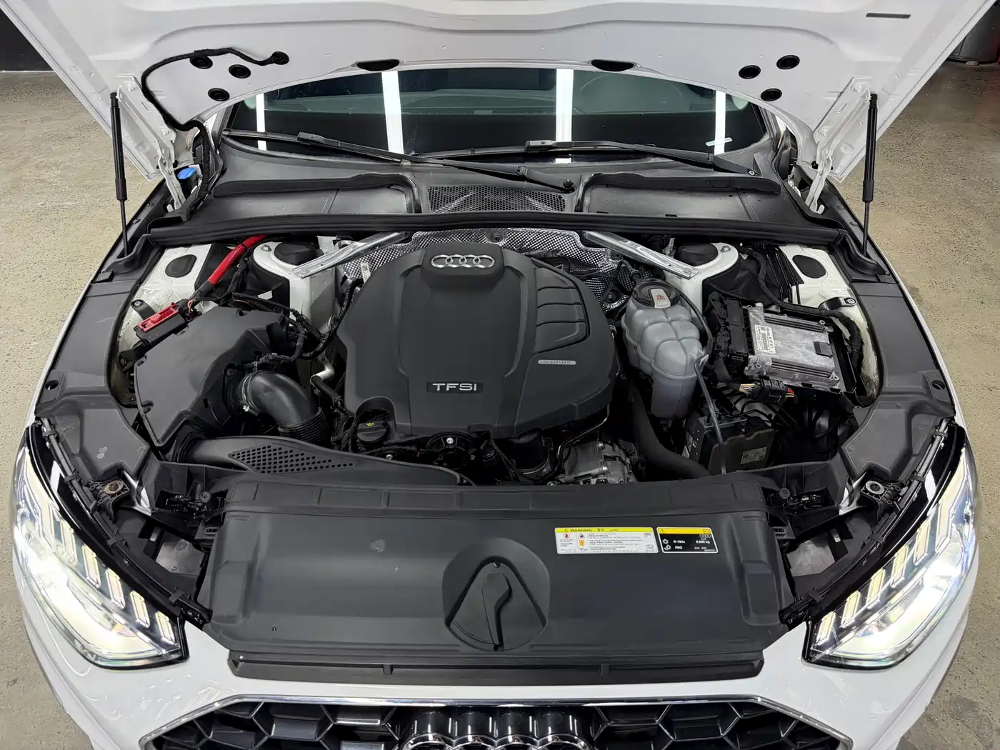 صورة 22 - Audi A4L
