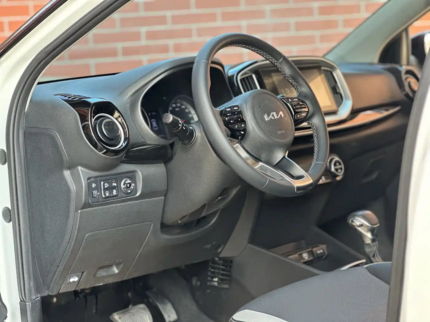 Kia KX1 2021 1.4L CVT Sunroof Version фото 24