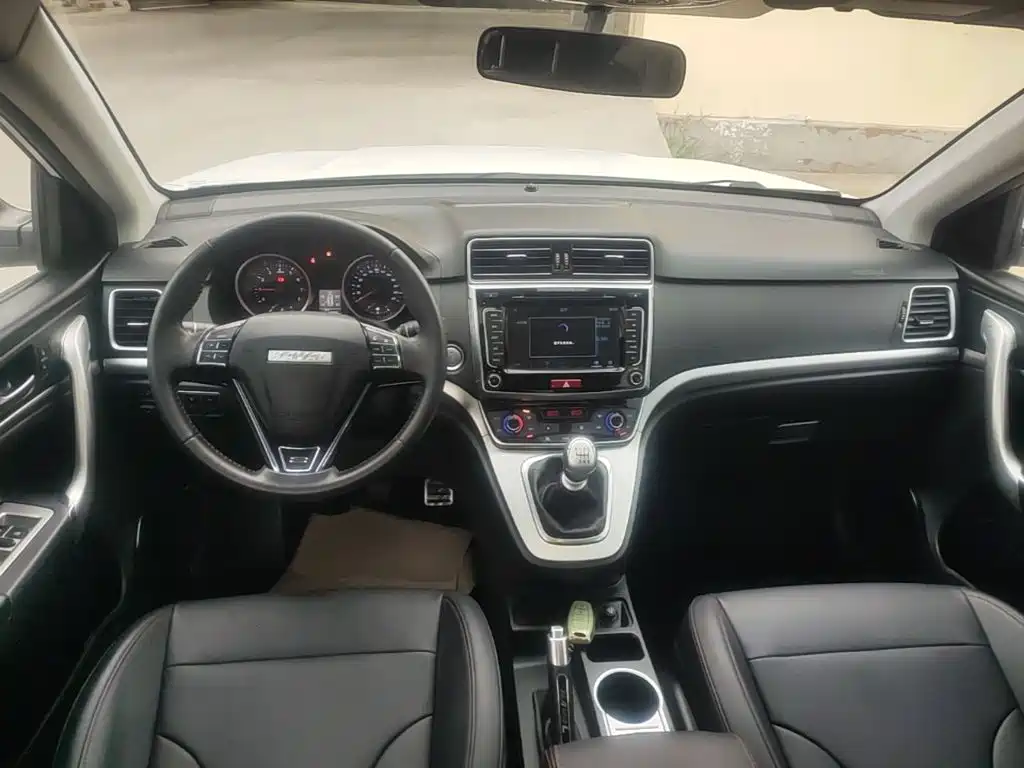 Фото 10 - Haval M6