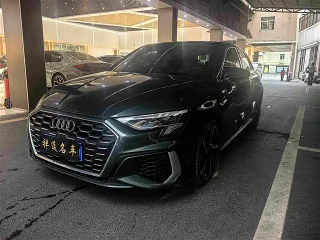 Audi A3 Sportback 35 TFSI, Люкс Спорт