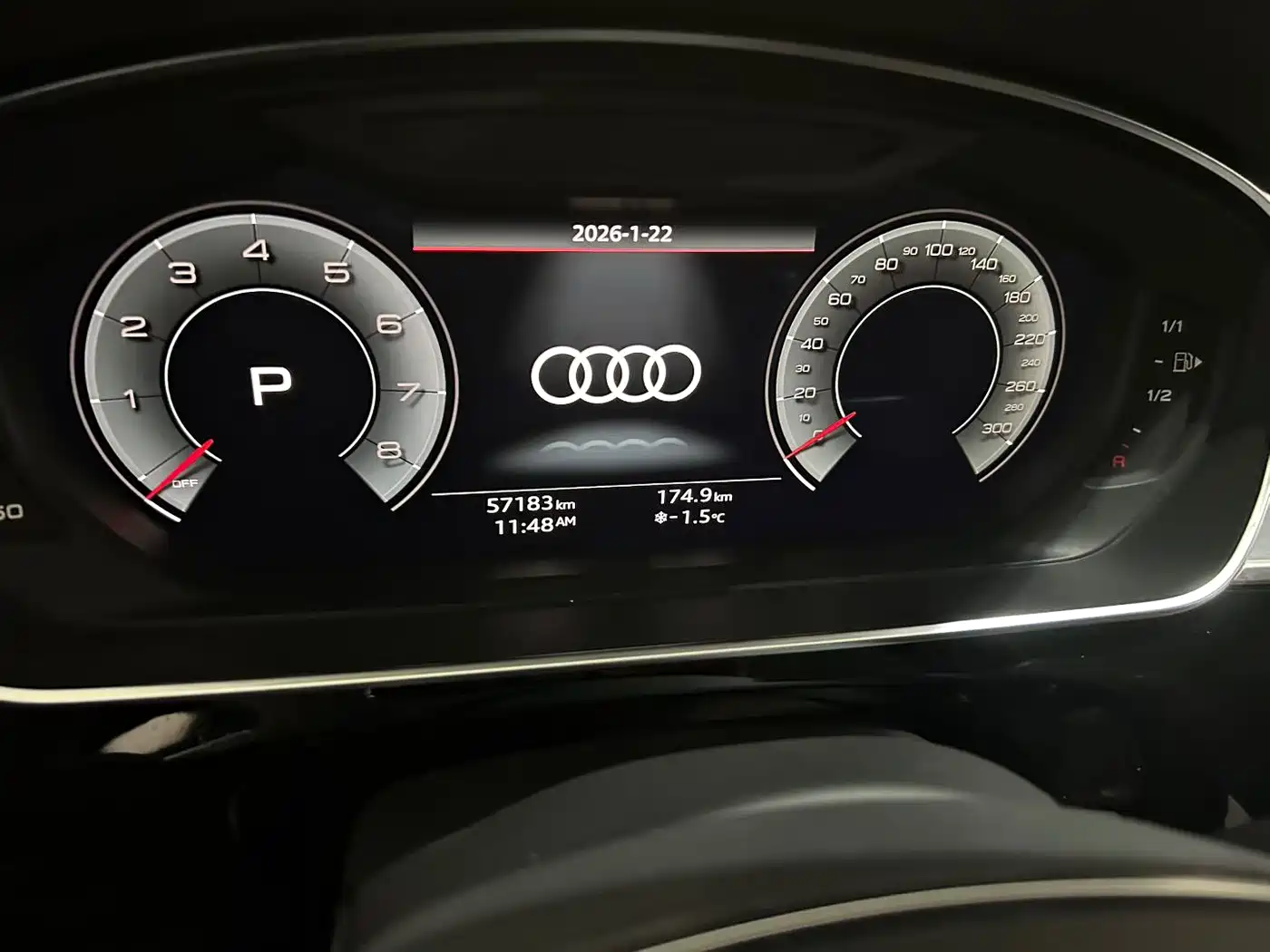 Audi A8 2022 A8L 50 TFSI quattro Comfort Collector's Edition фото 9