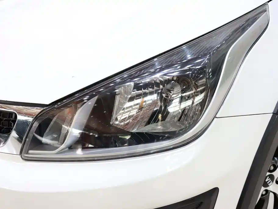 Kia KX CROSS 2018 2017 1.4L AT GLS