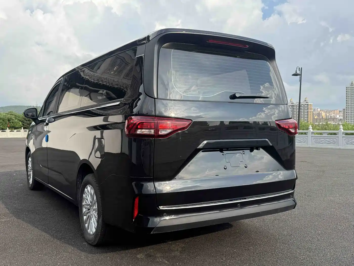 BAW (Beijing Automobile Works) Ruisheng Ace M7 2023 2023 2.0L Auto Long Wheelbase Business 7-seater